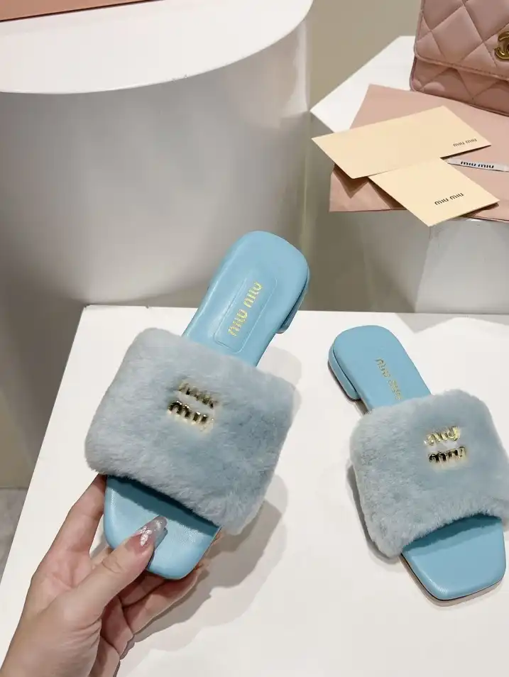 hype Miu Miu Slippers