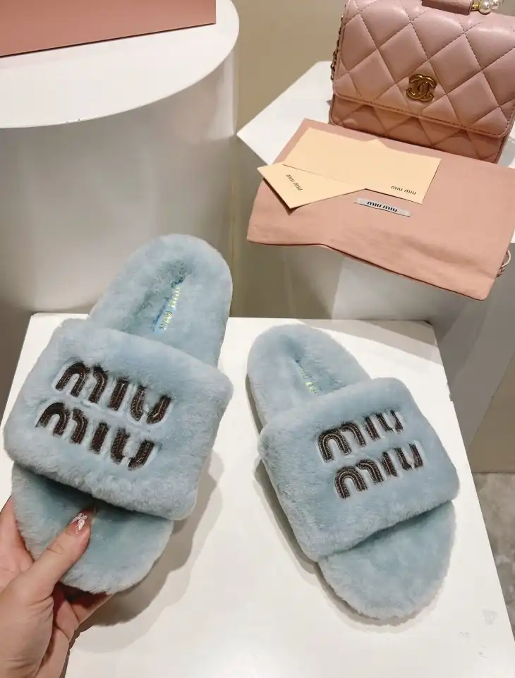 hype Miu Miu Slippers