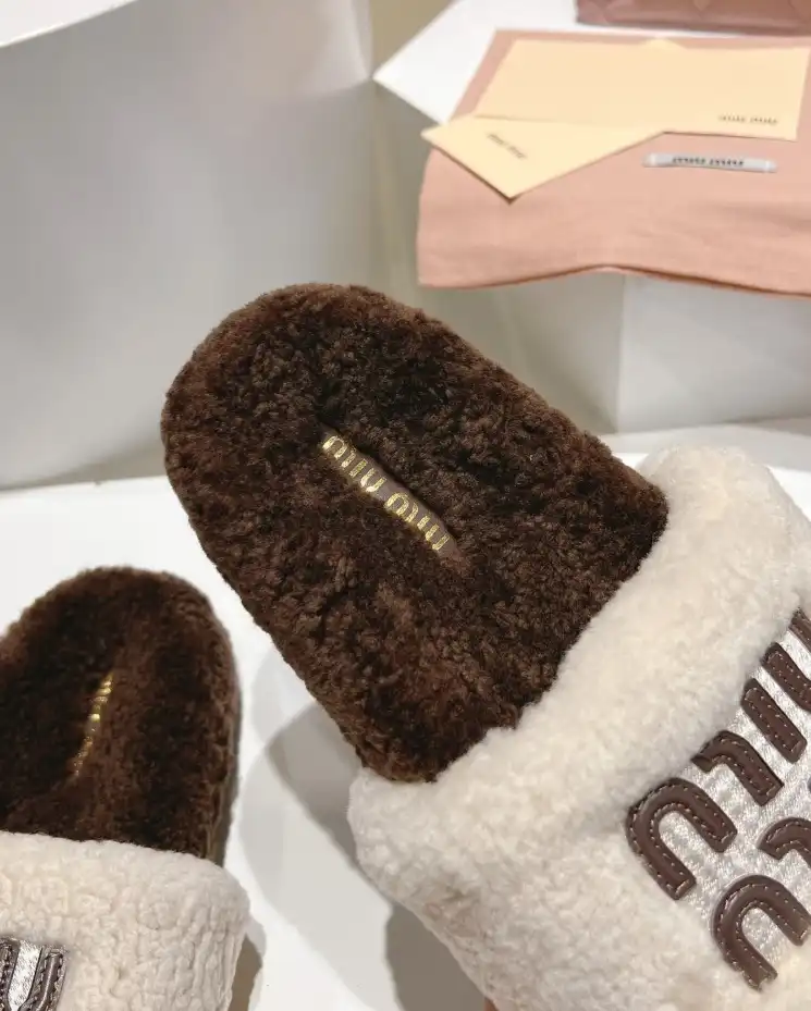 hype Miu Miu Slippers