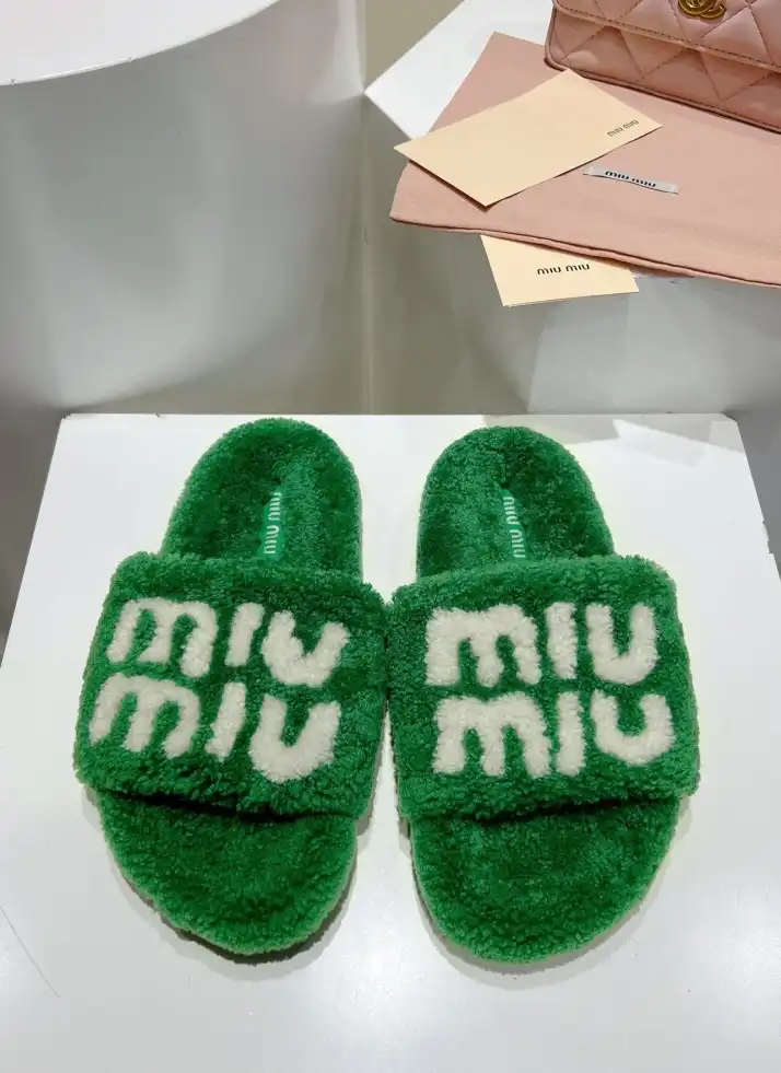 hype Miu Miu Slippers