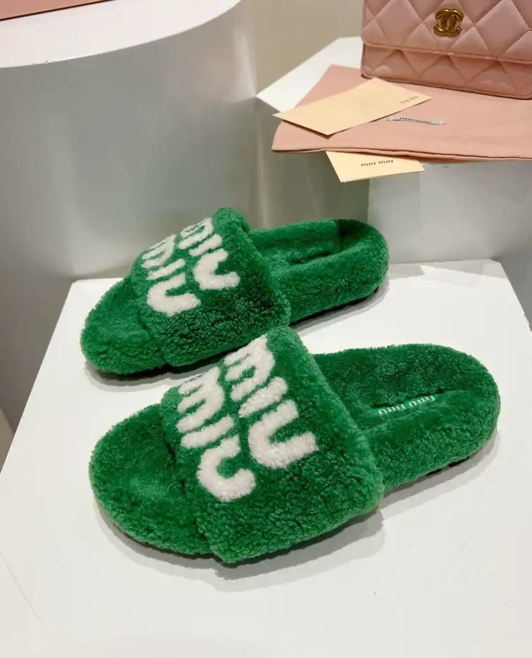 hype Miu Miu Slippers