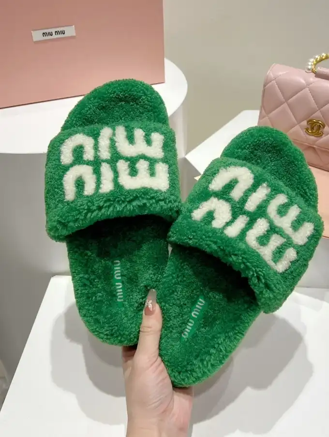 hype Miu Miu Slippers