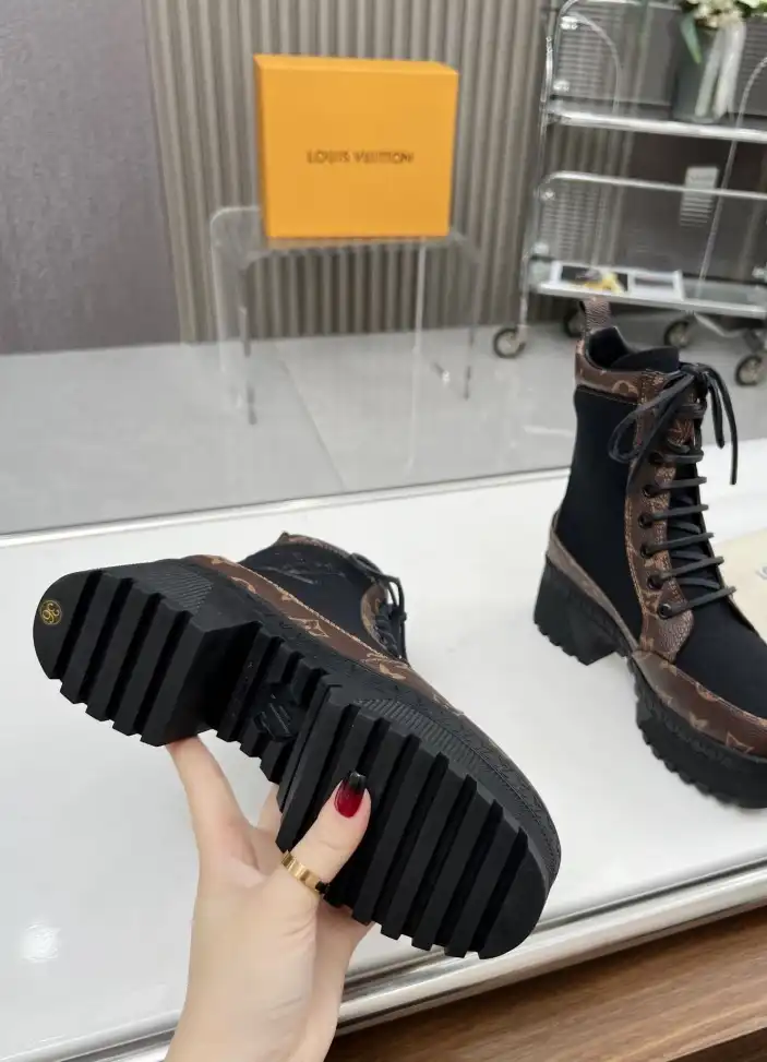 hype LV Boots