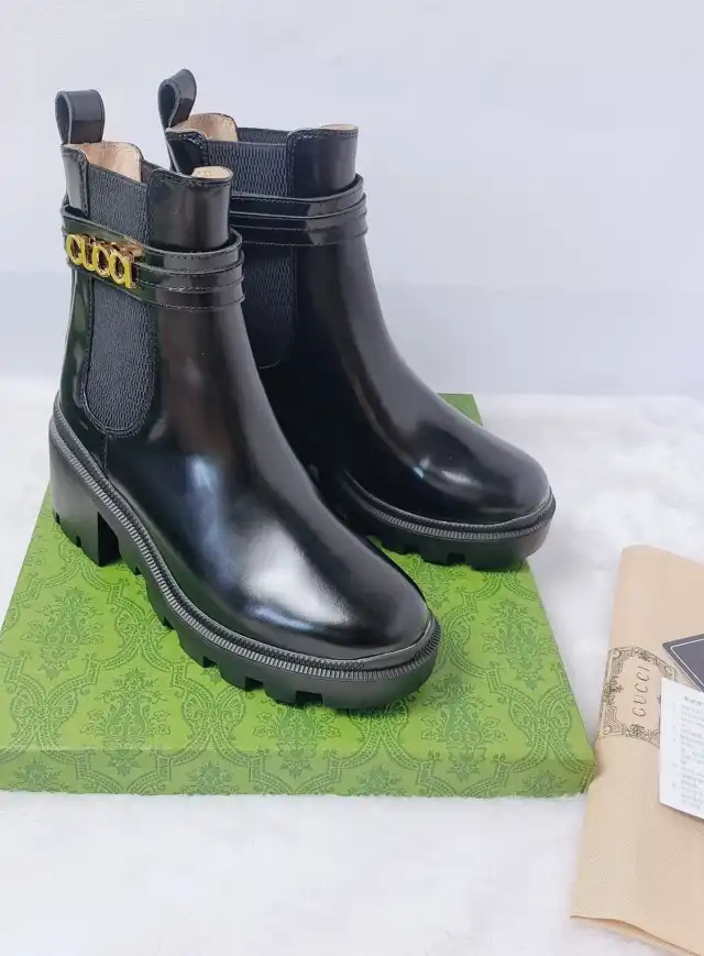 hype Gucci Boots