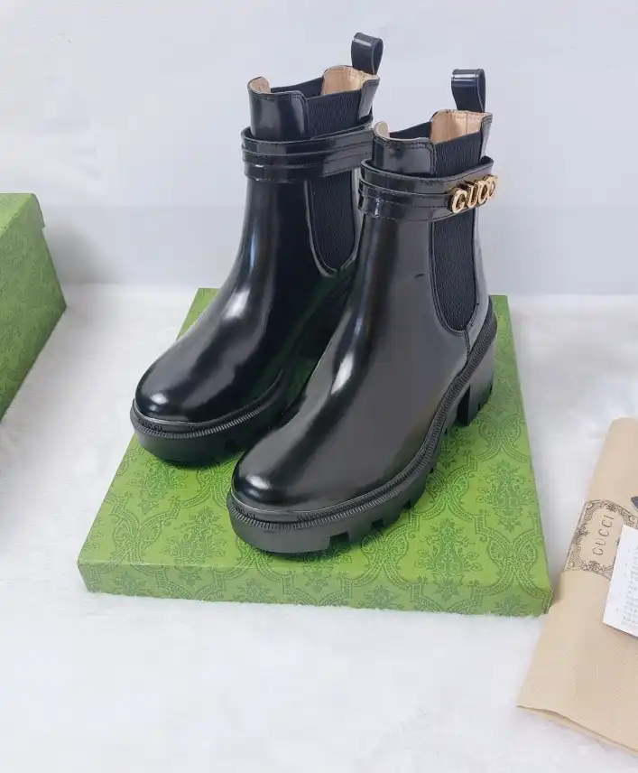 hype Gucci Boots