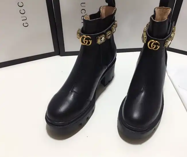 hype Gucci Boots