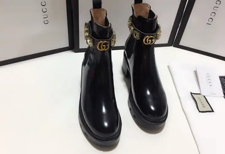 hype Gucci Boots