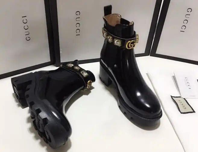 hype Gucci Boots