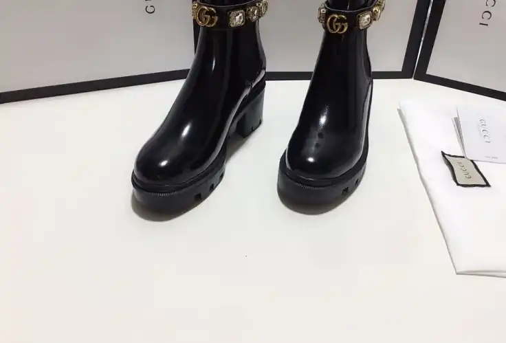 hype Gucci Boots