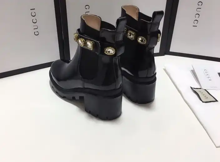 hype Gucci Boots