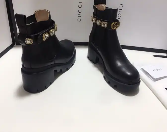 hype Gucci Boots