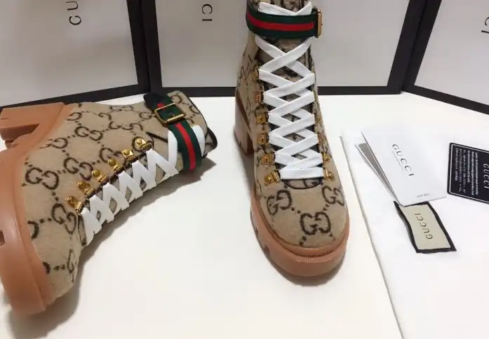 hype Gucci Boots