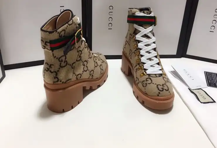 hype Gucci Boots