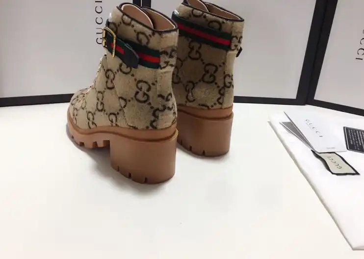 hype Gucci Boots