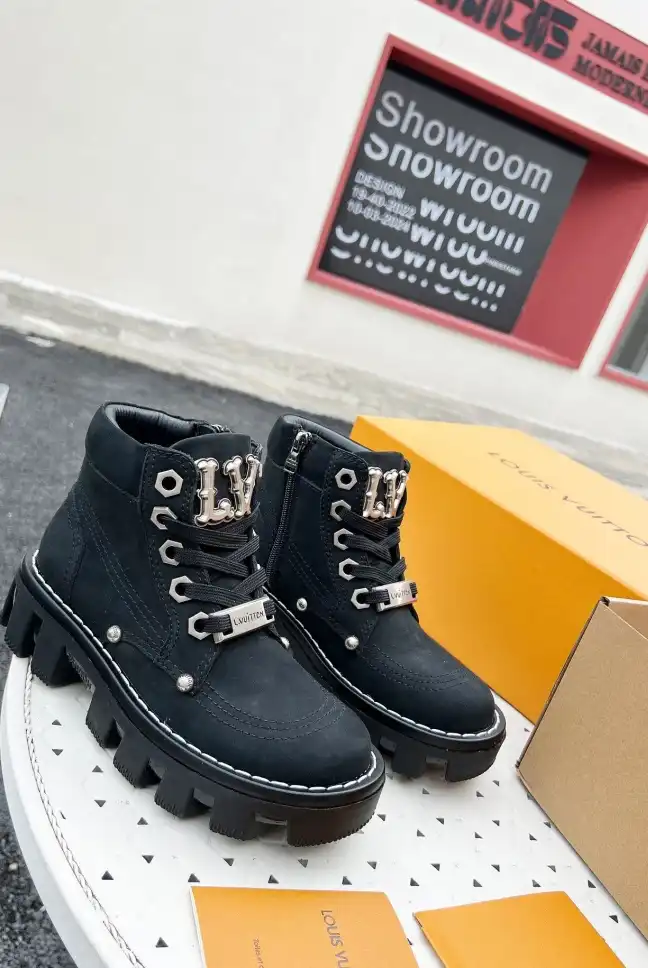 hype LV Boots