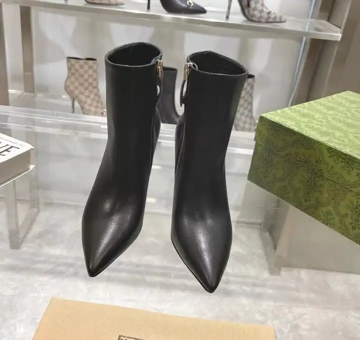 hype Gucci Boots