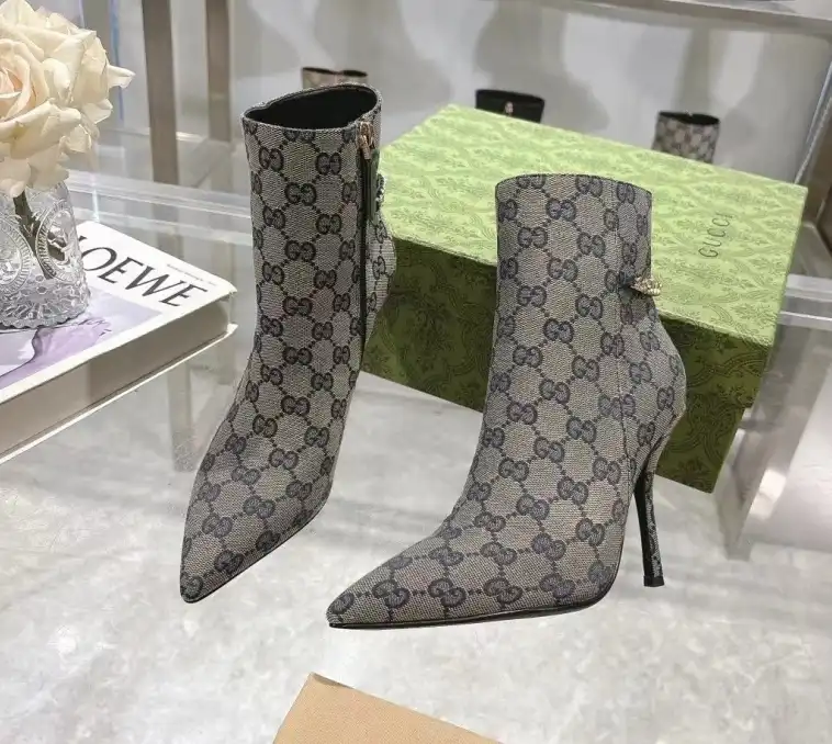 hype Gucci Boots