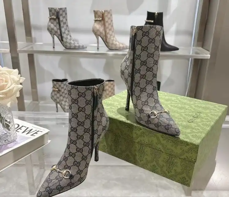 hype Gucci Boots