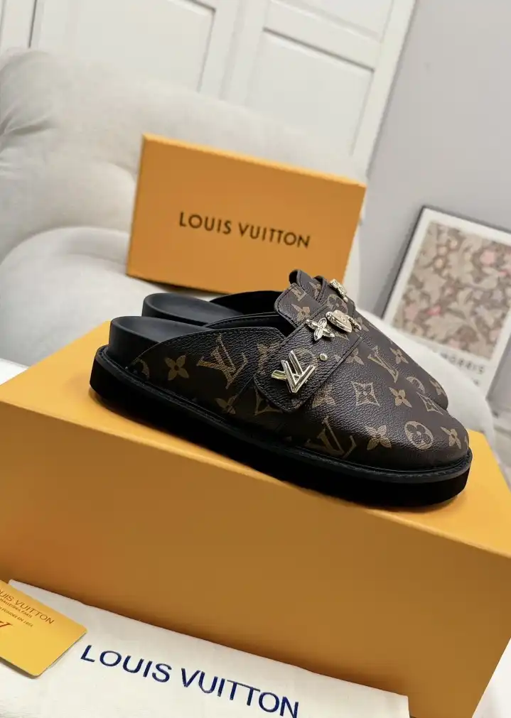 hype LV Slippers