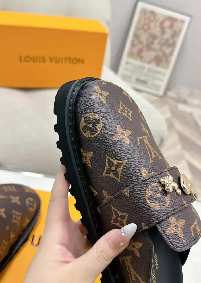 hype LV Slippers