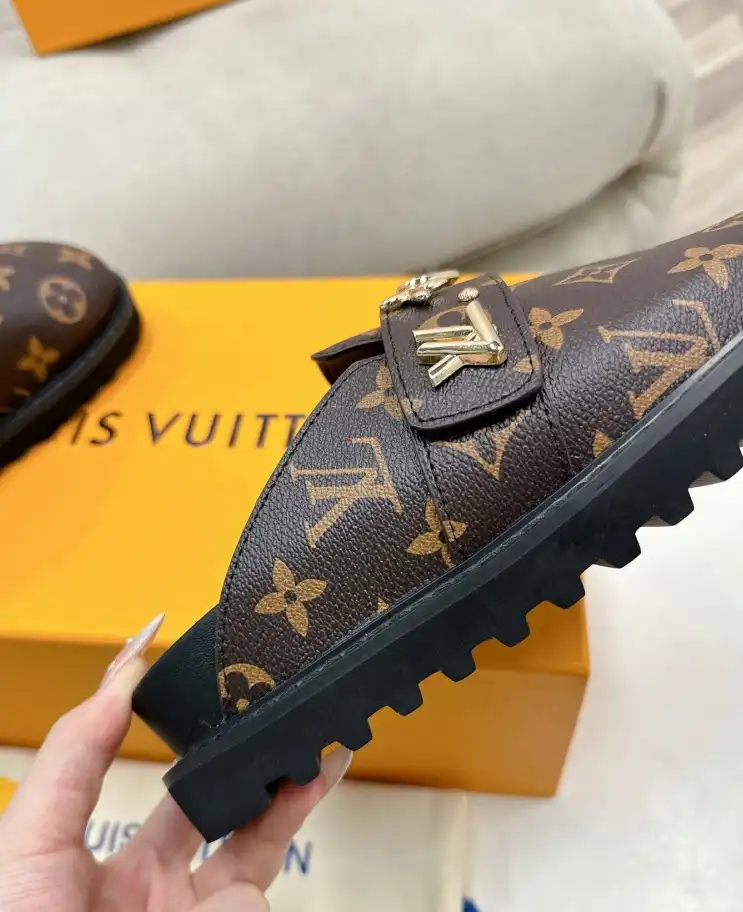 hype LV Slippers