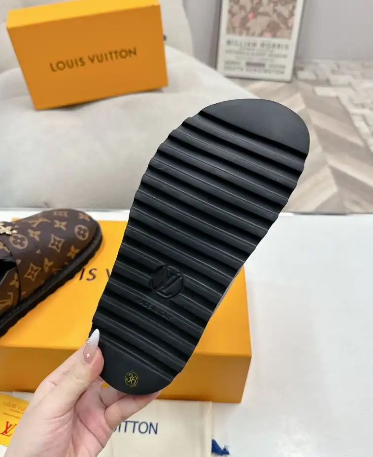 hype LV Slippers