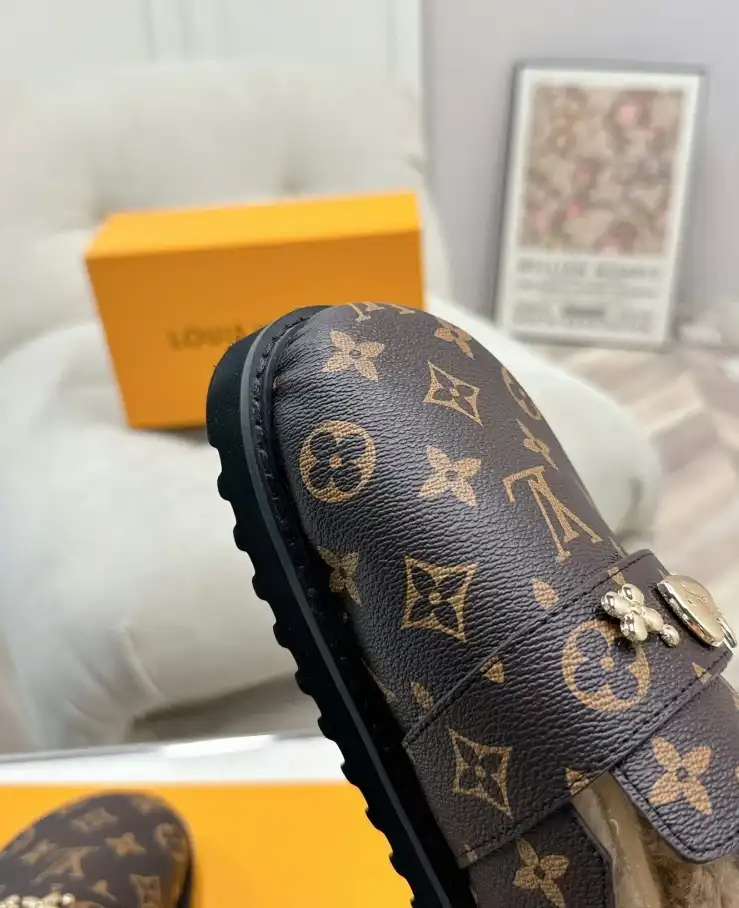 hype LV Slippers