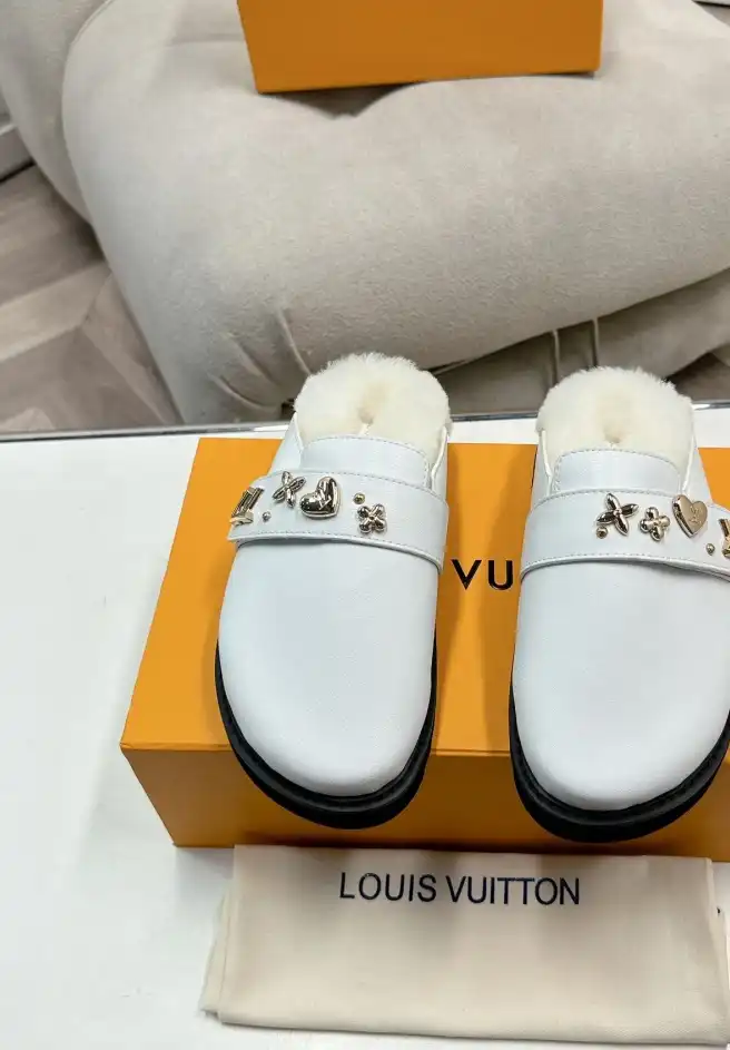 hype LV Slippers