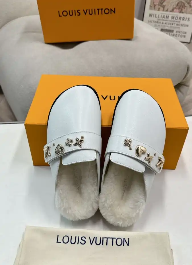 hype LV Slippers