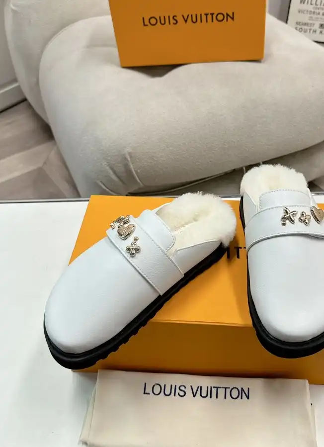 hype LV Slippers