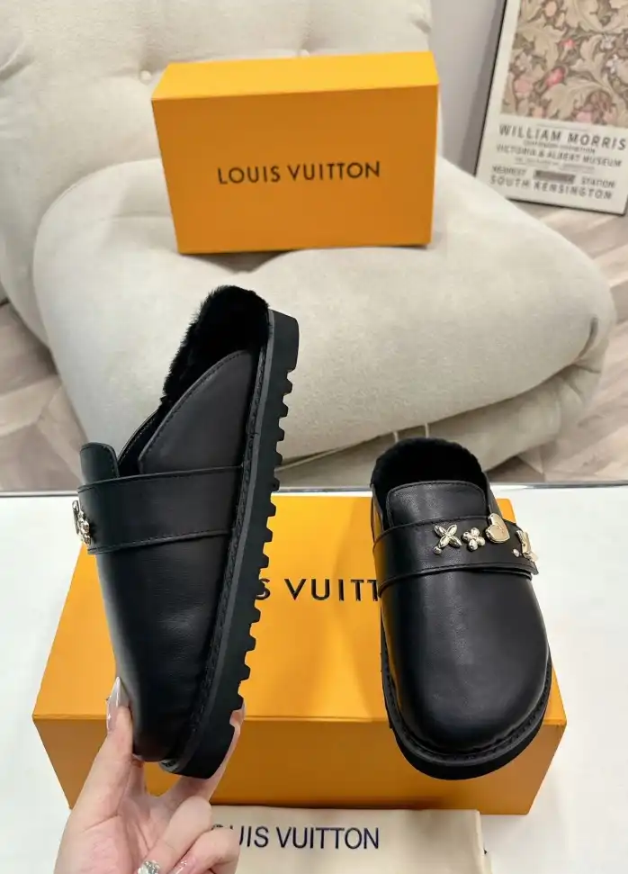 hype LV Slippers