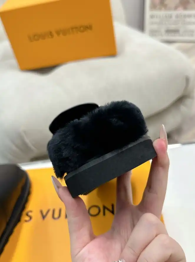 hype LV Slippers