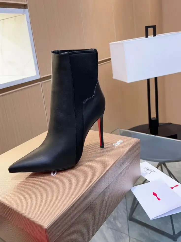 hype Christian Louboutin Boots