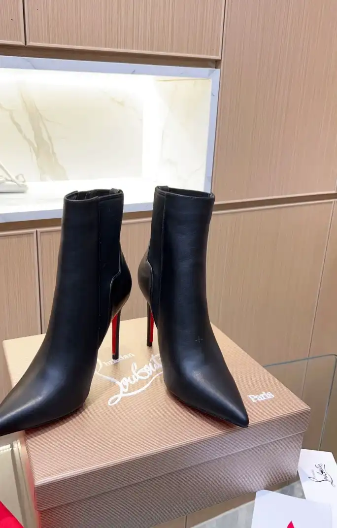 hype Christian Louboutin Boots