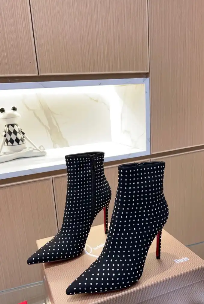 hype Christian Louboutin Boots