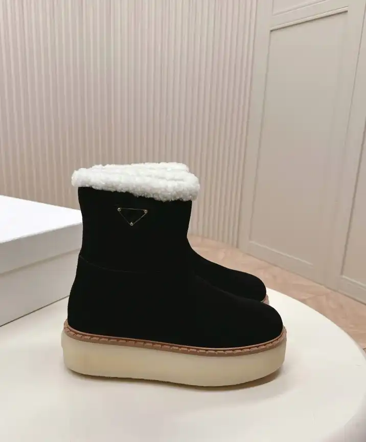 hype Prada Boots