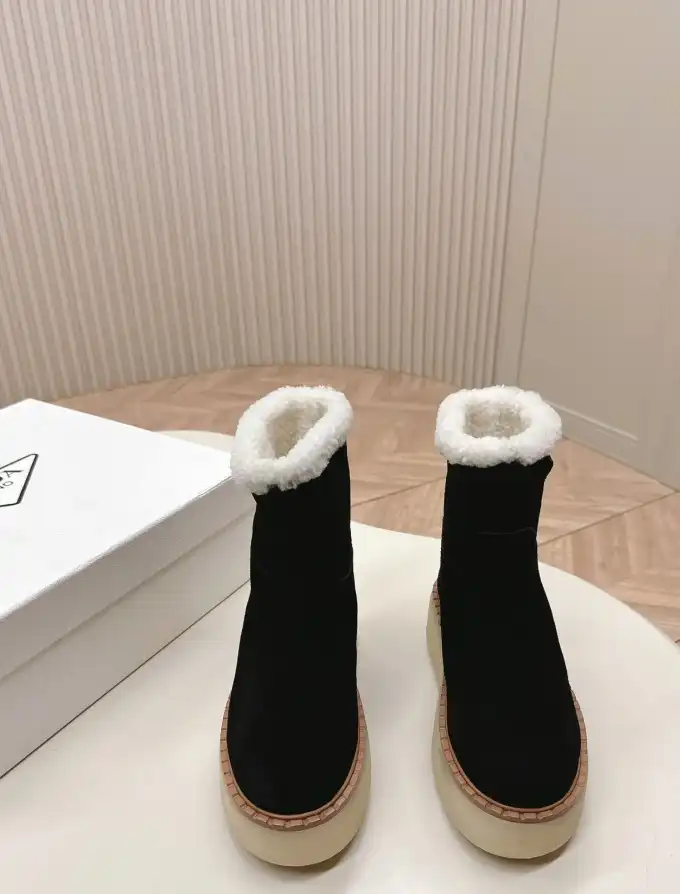 hype Prada Boots