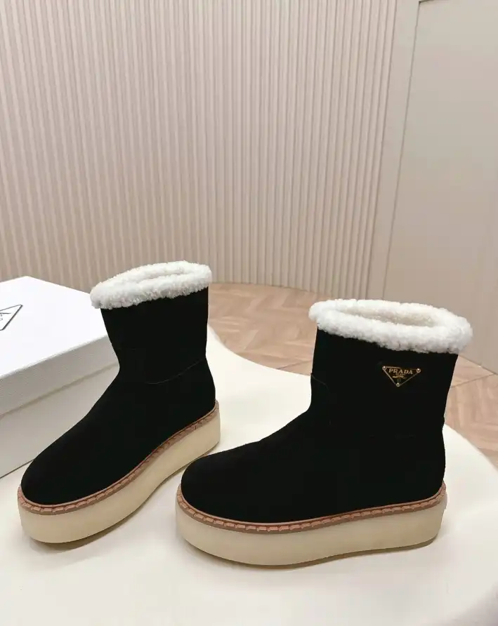 hype Prada Boots