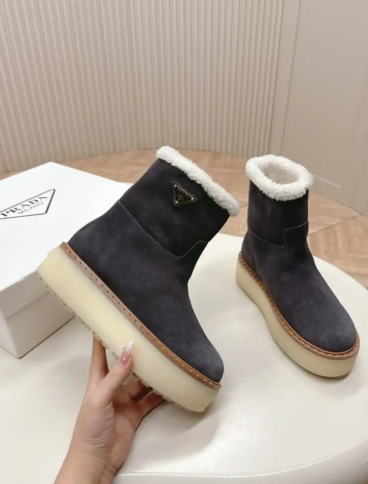 hype Prada Boots