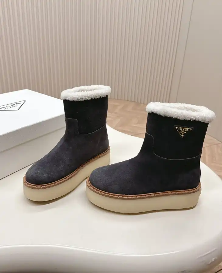 hype Prada Boots