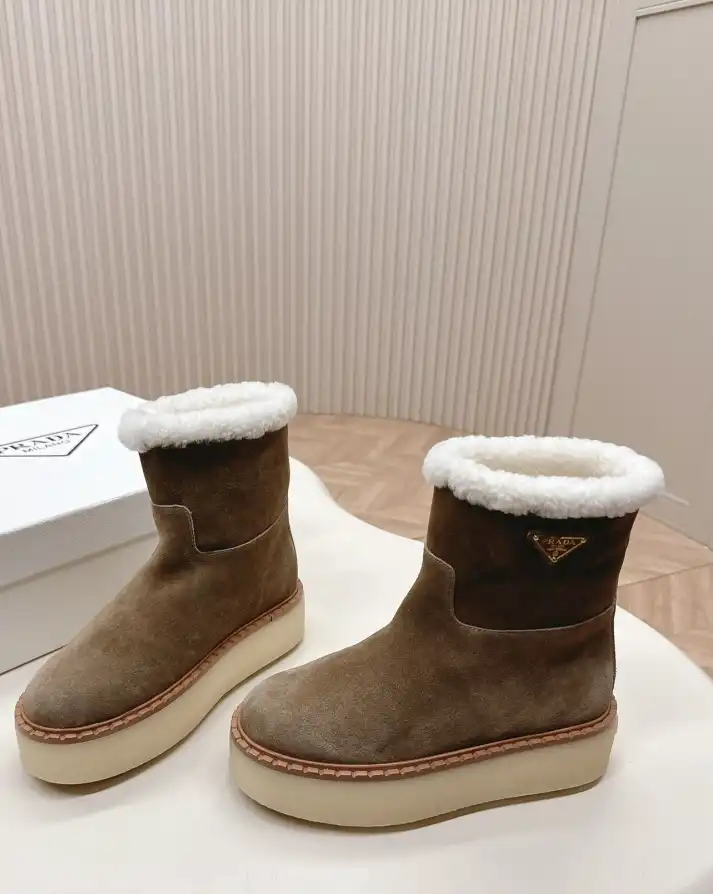 hype Prada Boots