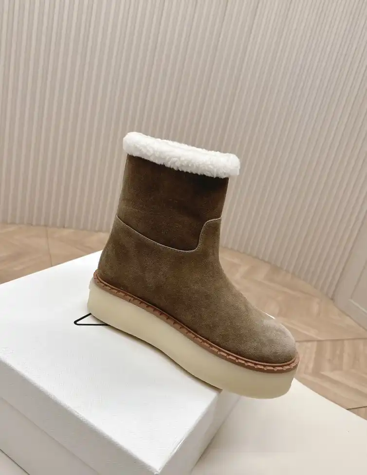 hype Prada Boots