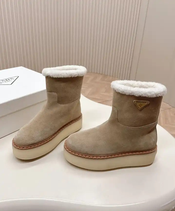 hype Prada Boots