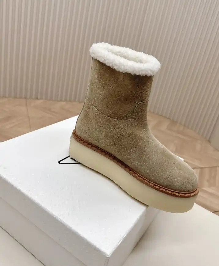 hype Prada Boots