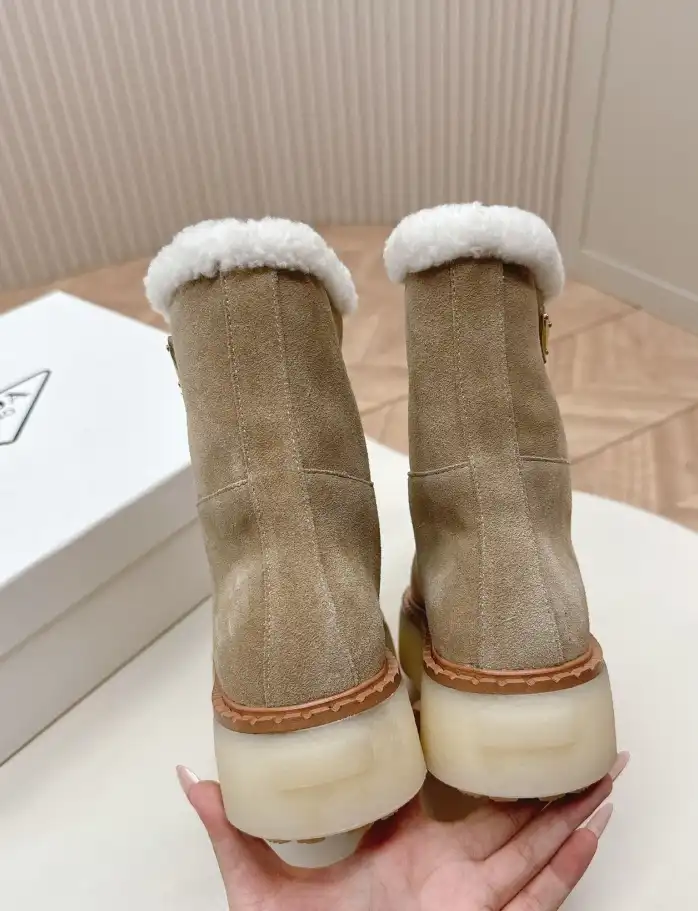 hype Prada Boots