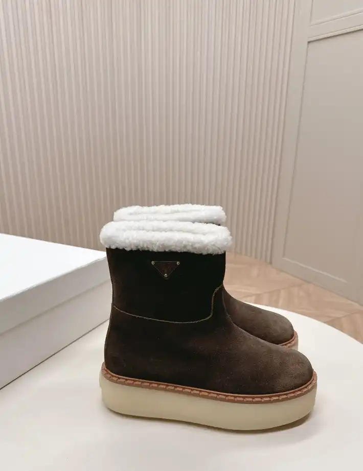 hype Prada Boots