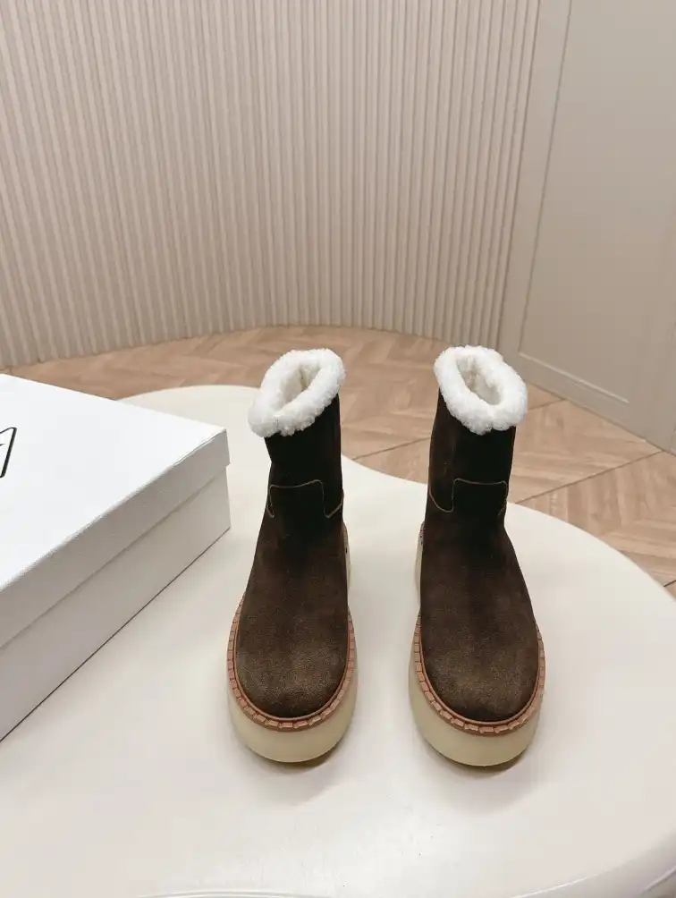 hype Prada Boots