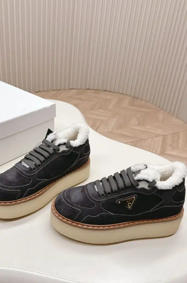 hype Prada Casual Shoes