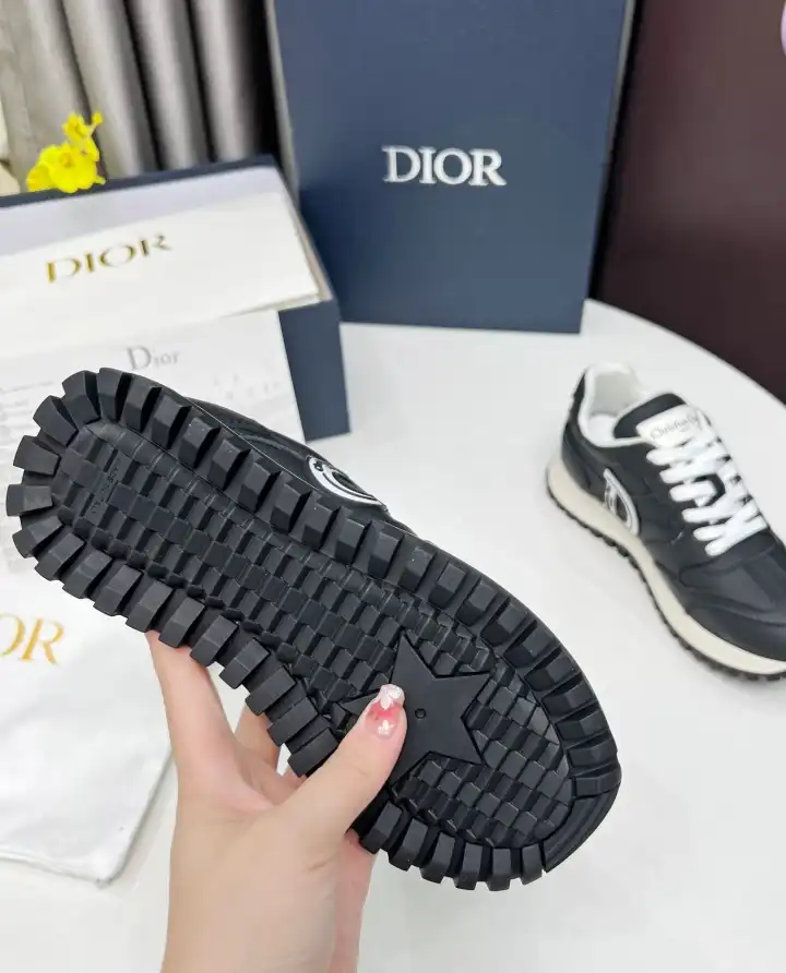 hype Christian Dior Sneakers