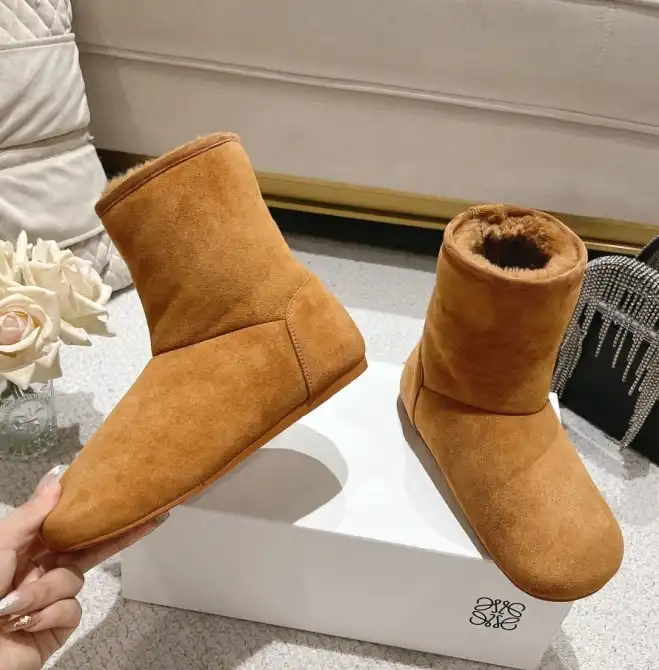 hype Loewe Boots